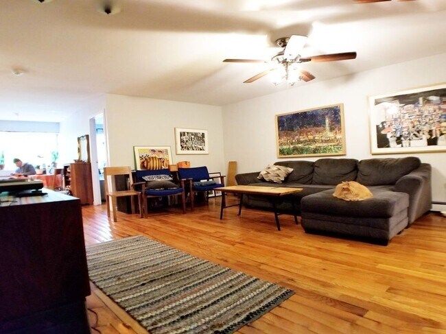 Foto del edificio - 81 Hart St