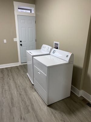 Building Photo - 2114 Hollins St