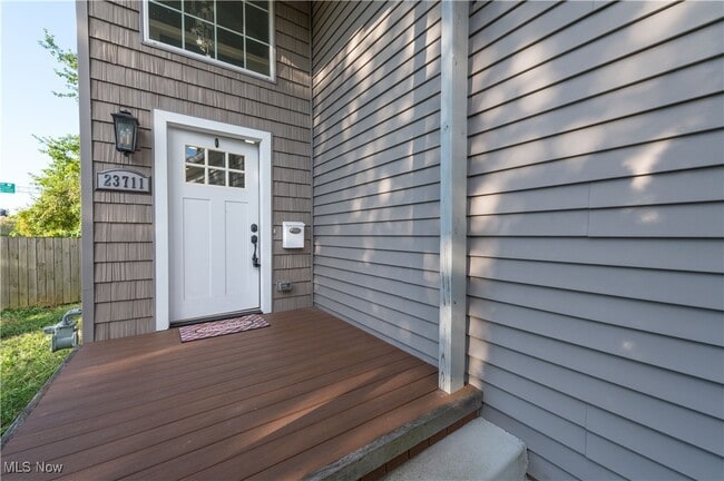 Building Photo - 23711 Wolf Rd