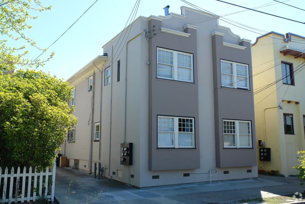 Primary Photo - 2923 Wheeler St