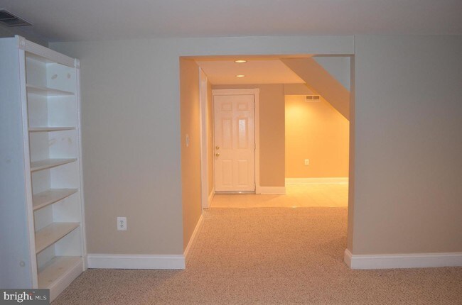 Foto del edificio - 1405 Providence Rd