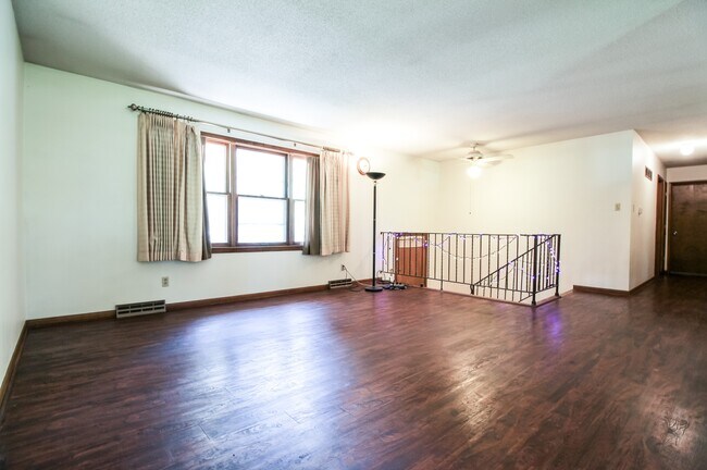 Foto del edificio - 1832 Ranser Rd