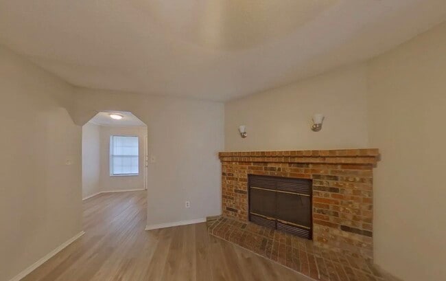 Foto del edificio - MOVE IN READY