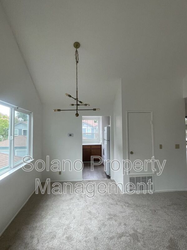 Foto del edificio - 1816 Shirley Dr