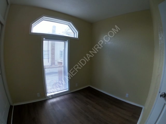 Building Photo - 1331 Spy Run Ave