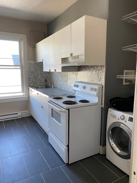 Kitchen - 48 Bank St