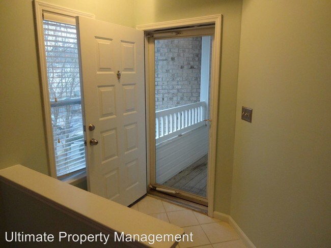 Building Photo - 3903 Botsford Ct