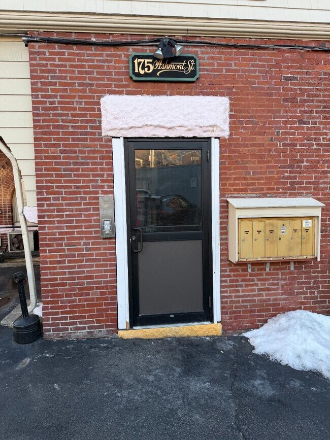 Foto del edificio - 175 Ashmont St