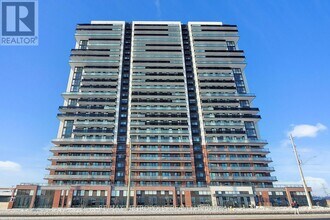 Building Photo - 2550 Simcoe St N