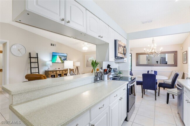 Foto del edificio - 633 91st Ave N