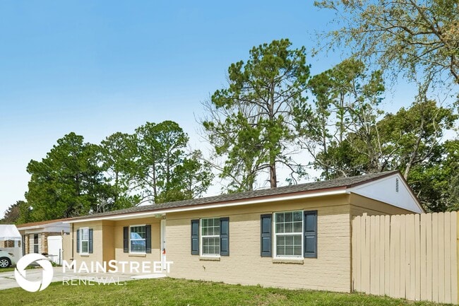 Building Photo - 10757 Mareeba Rd