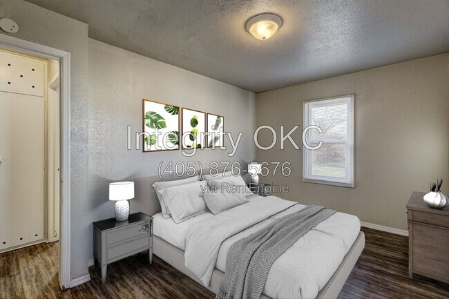 Building Photo - 3526 SW 39th St