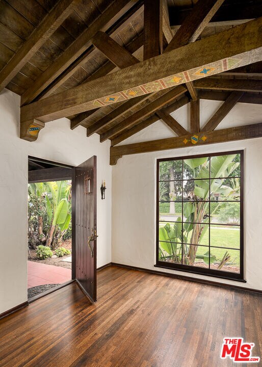 Foto del edificio - 3840 Valleybrink Rd