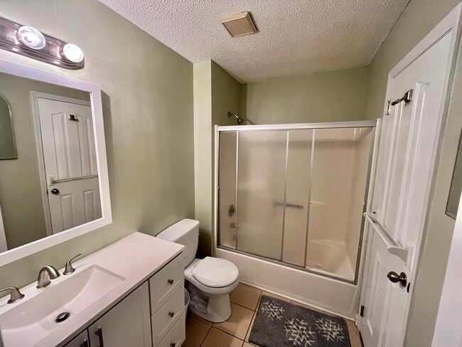 Building Photo - 27036 Fahleh Cove