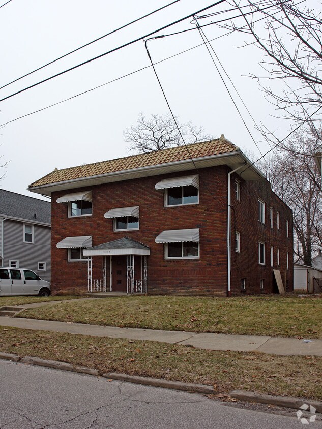 Primary Photo - 2096 12th St SW