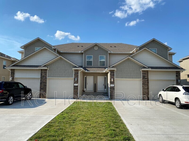 10530 Kane Dr, Kansas City, KS 66109 Townhome Rentals in Kansas City