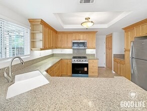 Building Photo - 20961 Marin