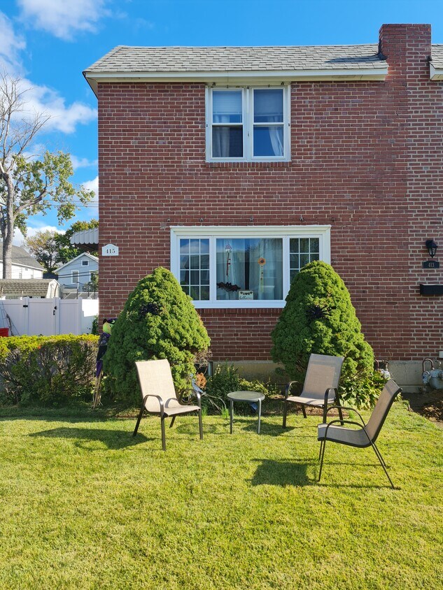 415 Burk Ave, Ridley Park, PA 19078 Townhome Rentals in Ridley Park