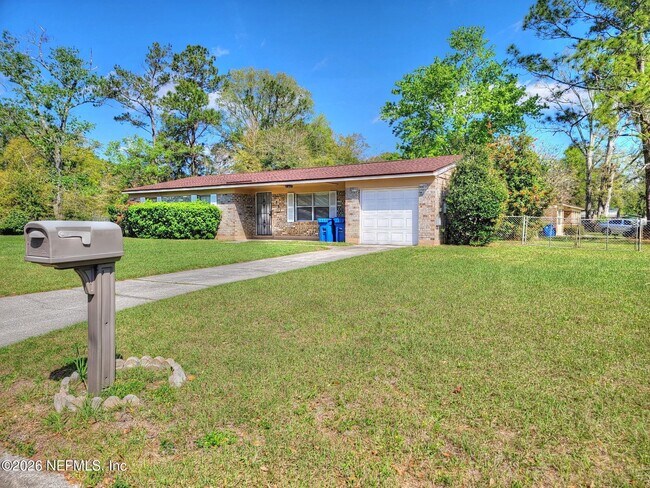 Foto del edificio - 10881 Key Coral Dr
