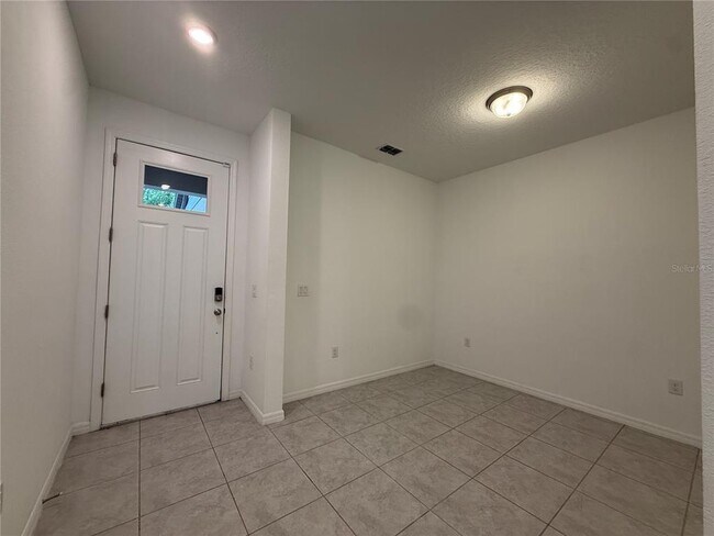 Building Photo - 15097 Willow Arbor Cir