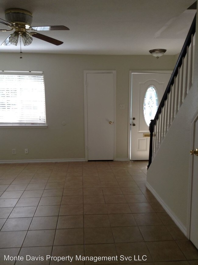 Building Photo - 3210 Mossrock Dr