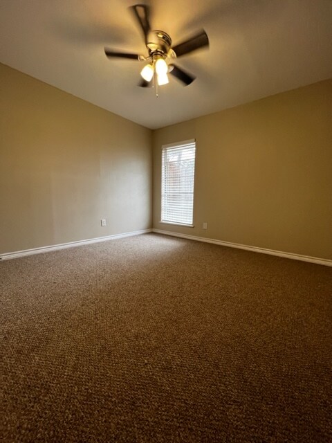 Building Photo - 512 Walnut Hill Rd