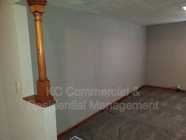 Building Photo - 5310 Hardy Ave