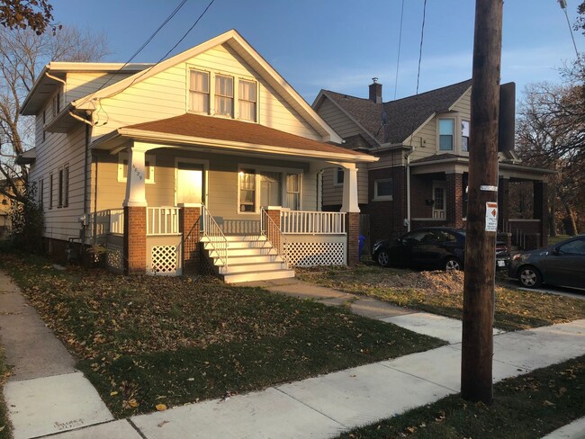 Building Photo - Duplex at 6829 22nd Ave