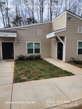 Building Photo - 1414 Joy Wy