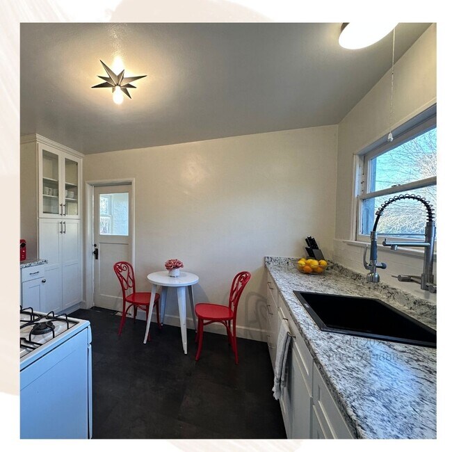 Foto del edificio - 201 E Morrison Ave