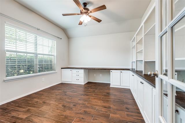 Foto del edificio - 2784 Cresent Lake Dr