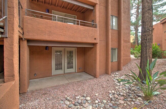 Building Photo - 4704 E Paradise Village Pkwy N