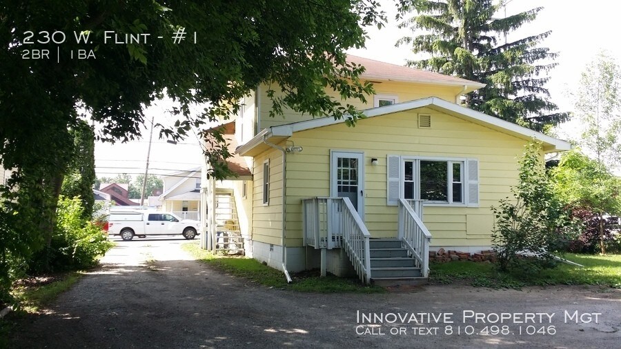 Primary Photo - 230 W Flint St
