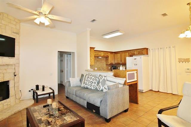 Foto del edificio - 5131 Trail Dust Ln