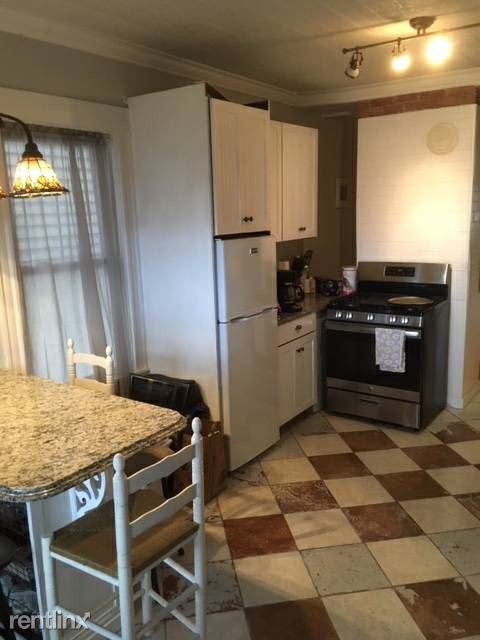 Building Photo - 3 br, 2 bath  - 50 Roberts St