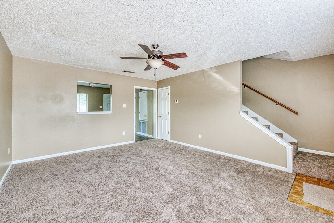 24 Wells Rd Unit 3, Greenbrier, AR 72058 Apartment for Rent in