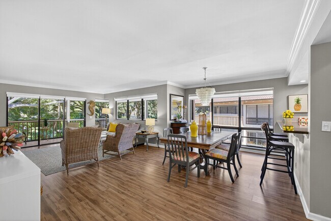 Foto del edificio - 605 Brackenwood Cove