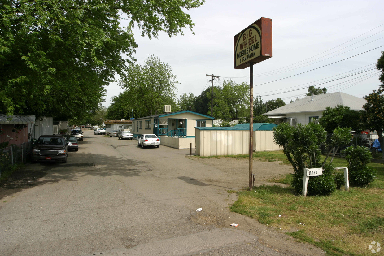 Primary Photo - Big Wheel Mobile Home Park