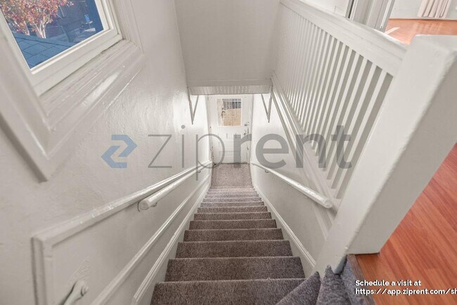 Foto del edificio - 848 Mead Ave