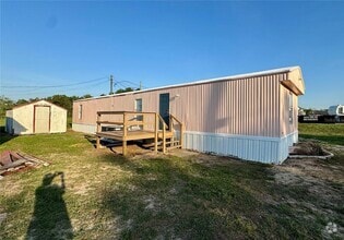 Building Photo - 112 Laureti Ln