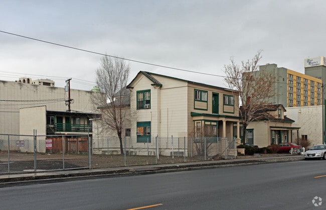 Old - Cheryl's Motel and Apartments
