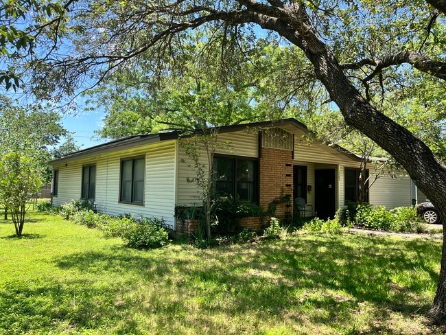 Building Photo - 1503 Beckett St