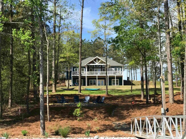 Building Photo - 347 McAlister Rd