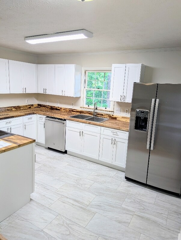 Foto del edificio - 4143 Rue St Michel