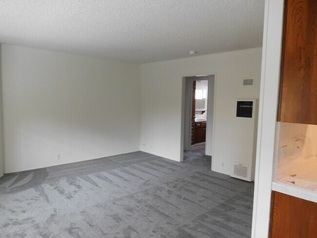 Living room - 3565 1st Ave