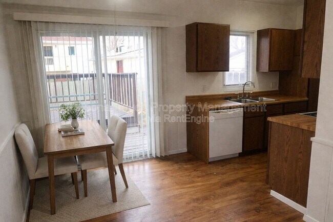 Foto del edificio - 440 22nd St E