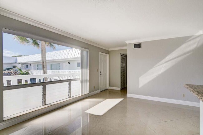 Building Photo - 6600 N Ocean Blvd