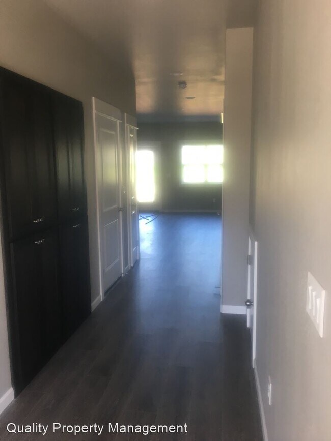 Building Photo - 3 br, 2.5 bath House - 3563 Juanipero Way