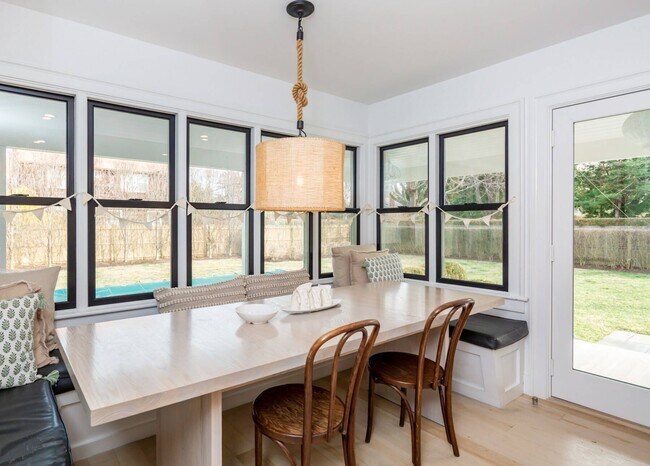 Foto del edificio - 144 Newtown Ln
