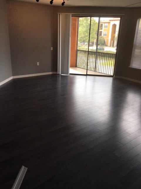 Foto del edificio - 6149 Metrowest Blvd